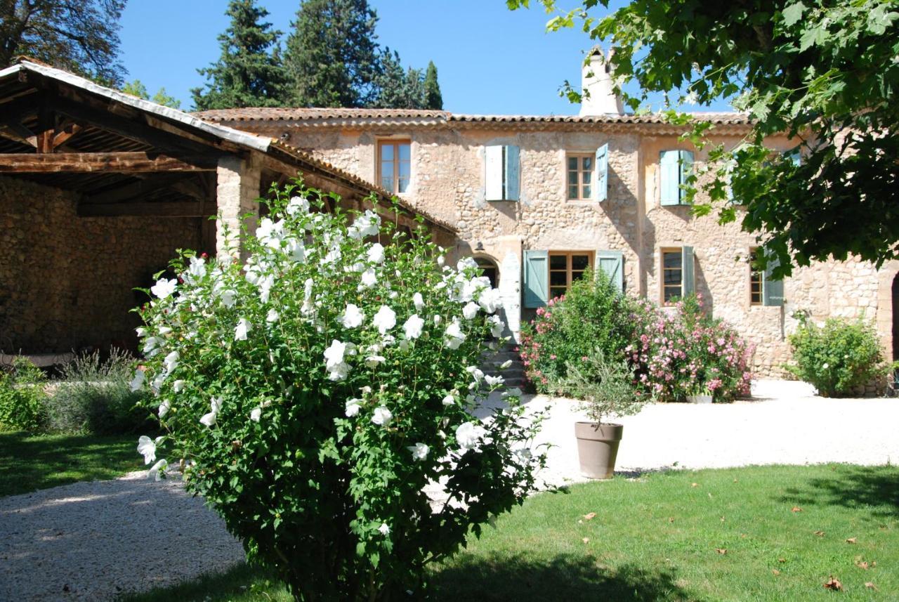 Le Moulin Des Pinchinats Bed and Breakfast Aix-en-Provence Exterior foto